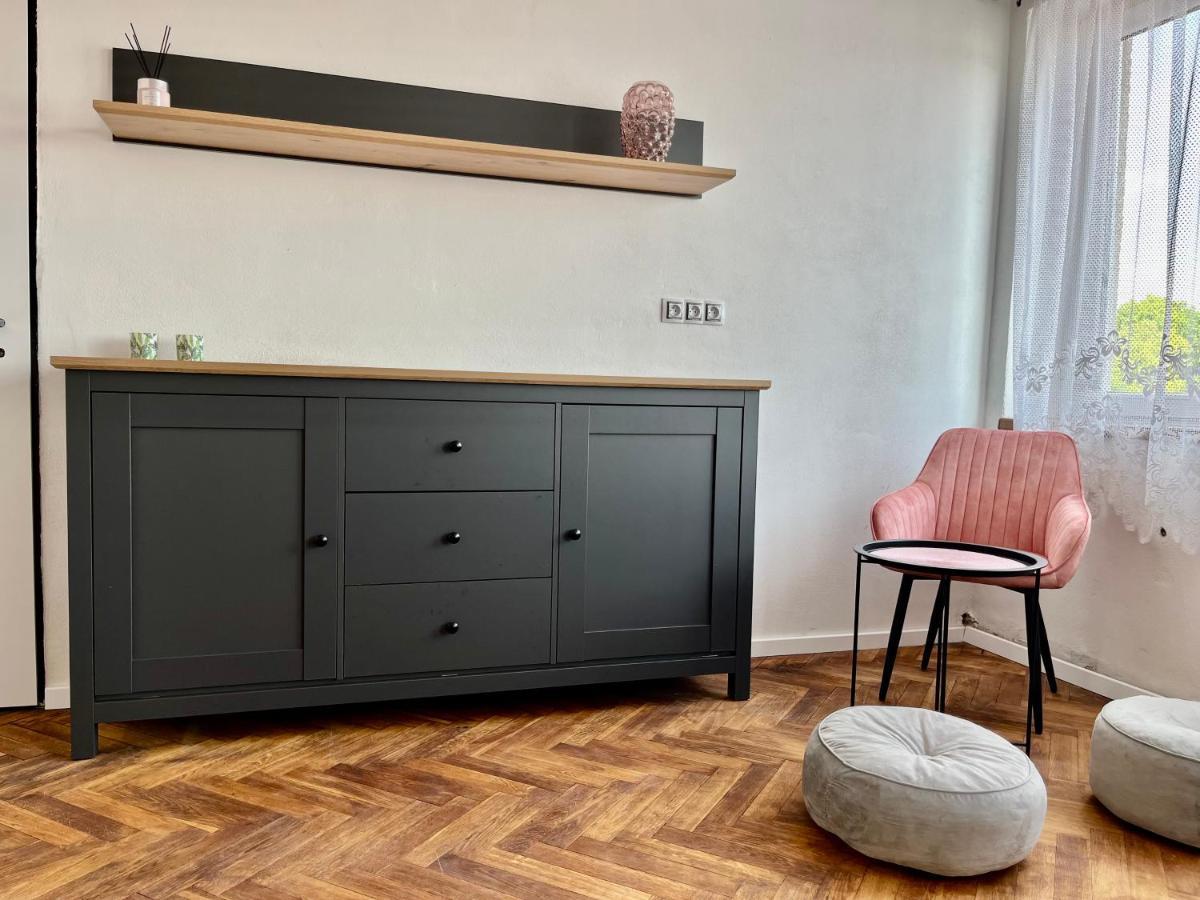 Apartmán Monstera I Kolín Exteriér fotografie
