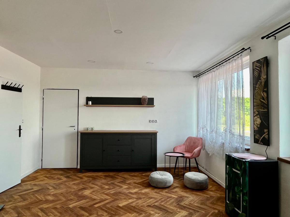 Apartmán Monstera I Kolín Exteriér fotografie